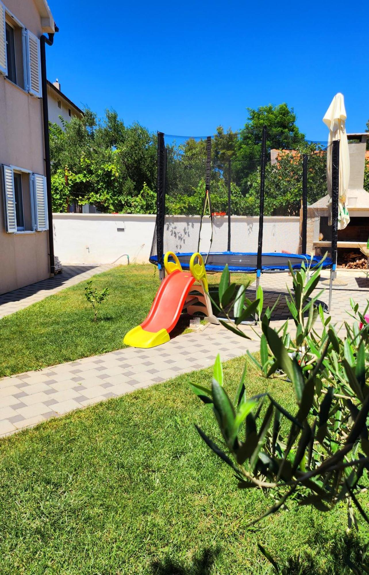 Apartmán Ena Turanj Exteriér fotografie